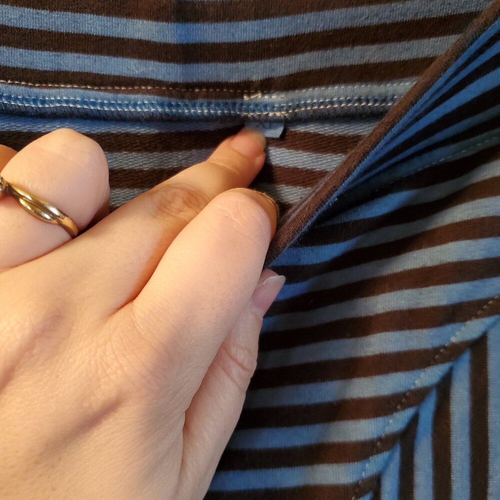 Fashion Brand Company Striped Blue and Brown Crop Top - Picture 6 of 6